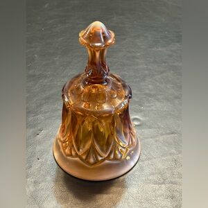 Vintage Fenton Cameo Amber to ombré shade